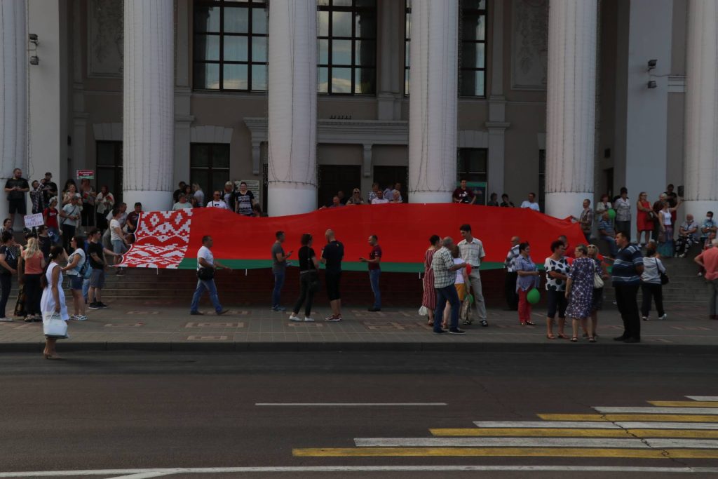 img_2726-1024x683 Сегодня в Гомеле прошёл митинг в поддержку мира, безопасности и спокойствия в Беларуси