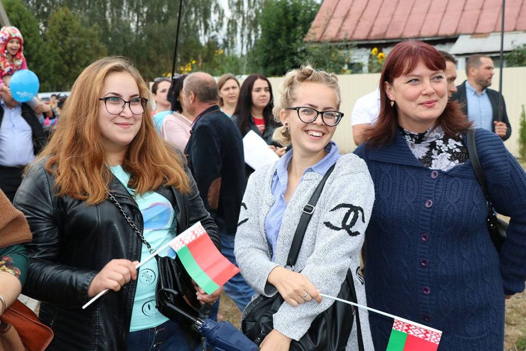 img_2879-1024x683 В Ветке прошёл митинг в поддержку мира, безопасности и спокойствия в Беларуси