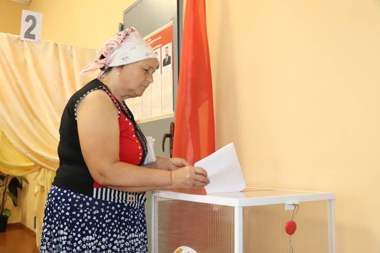 vetkovski_raion_pihan_vibori_09_08-12 9 августа на избирательном участке в агрогородке Пыхань