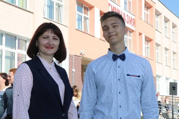 vetkovski_raion_lakosnik_03_10 Какое поздравление с профессиональным праздником стало самым запоминающимся, мы попросили рассказать ветковских педагогов