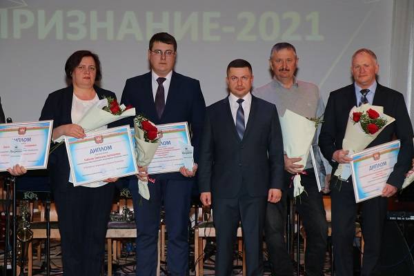 vetkovski_raion_priznanie_2021-6 В Ветке состоялась церемония награждения победителей трудового соревнования среди коллективов всех отраслей народного хозяйства района «Признание»