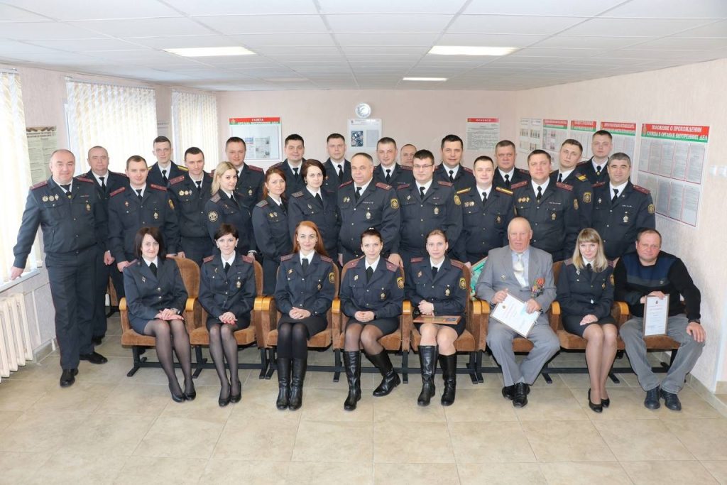 vetkovski_raion_rovd_04_03-7-1024x683 В Ветке поздравили милиционеров с профессиональным праздником