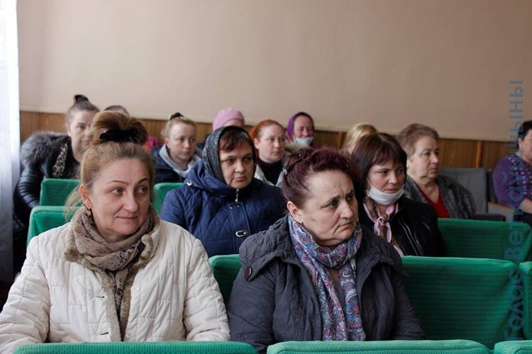 vetkovski_raion_maseikov_23_04 В рамках Единого дня информирования Светиловичи посетила информационно-пропагандистская группа во главе с председателем районного Совета депутатов Виктором Масейковым