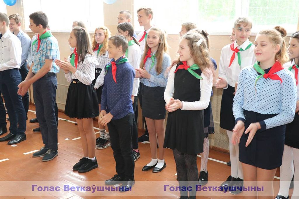 img_2231-1024x683 В Великонемковской школе прозвучал последний звонок