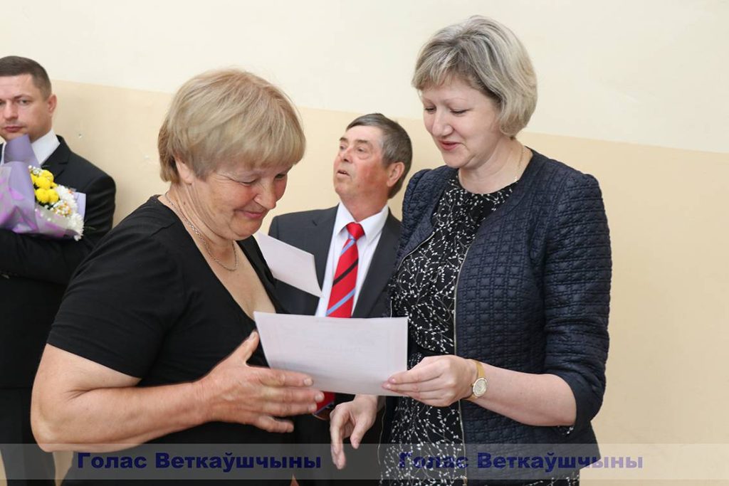 img_2309-1024x683 В Великонемковской школе прозвучал последний звонок