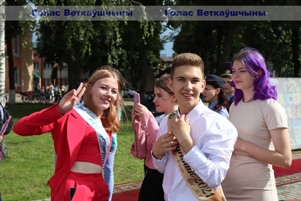 img_0895-1024x683 В Ветке прошёл районный бал выпускников