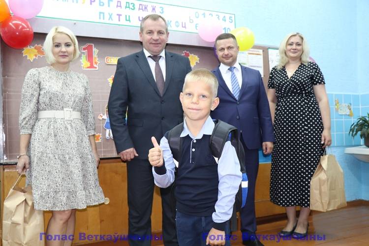 vetkovski_raion_stoitel_27_08 Портфель от главного строителя области