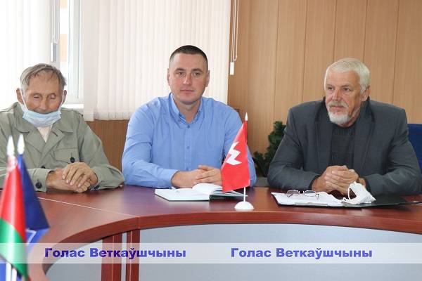 img_4146a Ветераны труда, лидеры общественных объединений, руководство района, школьники встретились на диалоговой площадке