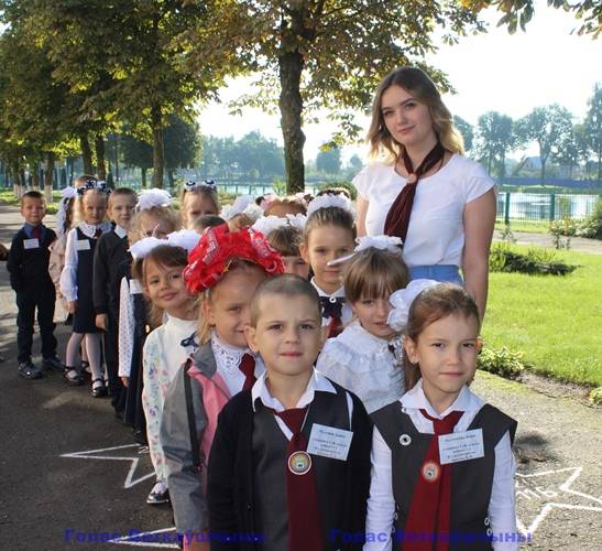 vetkovski_raion_den_znanii_03_09-8 Году народного единства посвятили в новом учебном году первый урок в школах Ветковского района