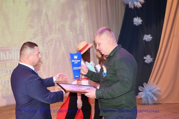 img_6905 Сегодня в Ветковском районе наградили победителей районного соревнования "Дожинки-2021"