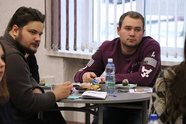 img_7779 Глава района Павел Силивончик встретился с молодыми специалистами, прибывшими в район в этом году