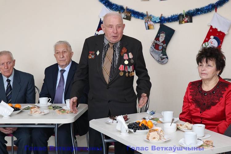 vetkovski_raion_stareishini_17_12-10 Сегодня глава района встретился с ветеранами труда и членами Совета старейшин