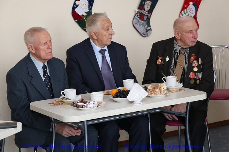 vetkovski_raion_stareishini_17_12-5 Сегодня глава района встретился с ветеранами труда и членами Совета старейшин