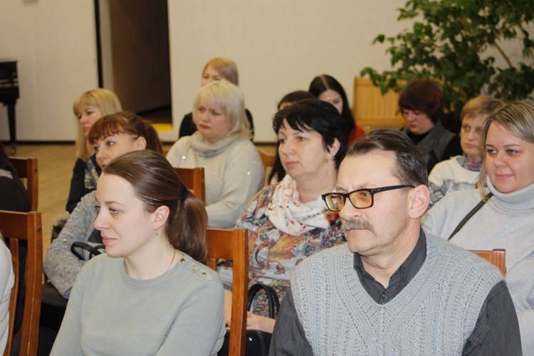 mg_9870 В Ветковском центре культуры и народного творчества прошла очередная диалоговая площадка. На этот раз обсуждали укрепление института семьи как составную часть социальной политики государства