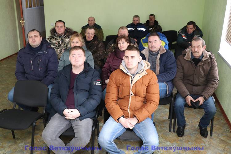 vetkovski_raion_pms_21_01-3 Председатель райисполкома Павел Силивончик обсудил с коллективом ПМС социально-экономическую жизнь района и политическую жизнь страны