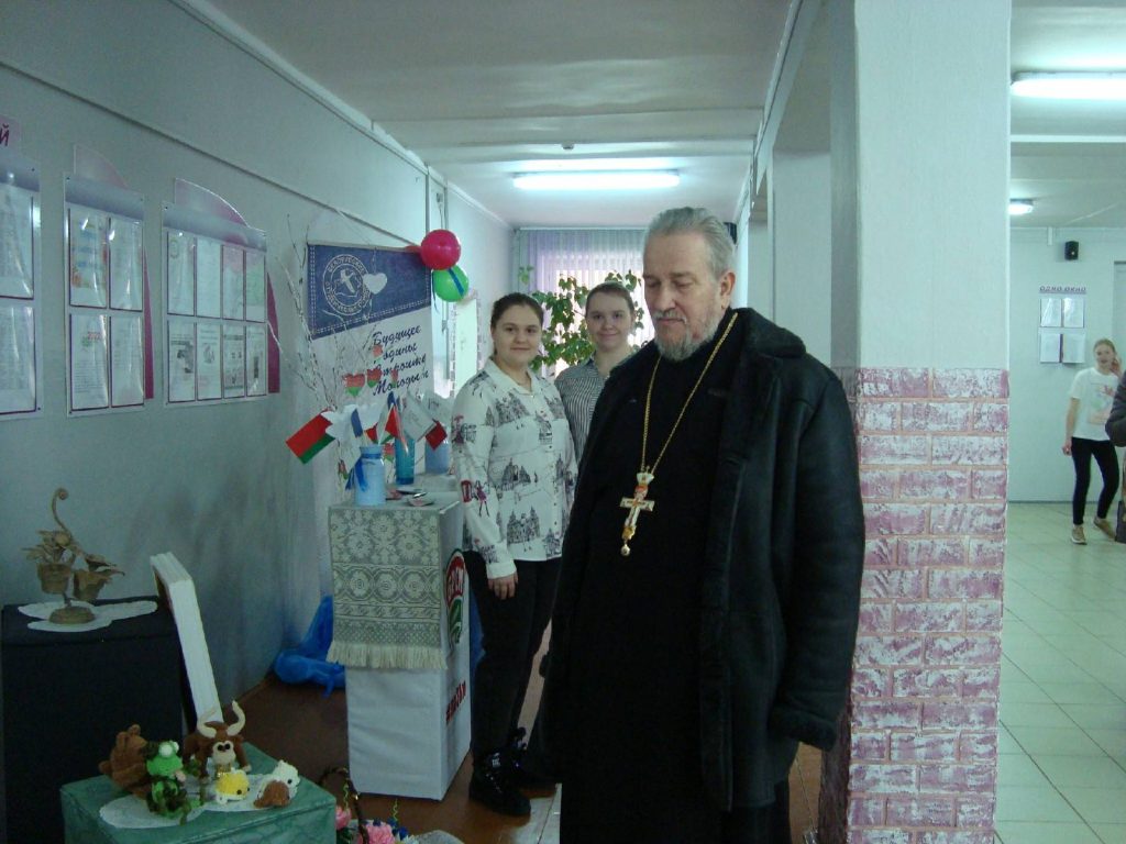 27-fevralya-2022_vetka_05-1024x768 Священнослужитель Чечерского округа принял участие в голосовании по поправкам к Конституции РБ