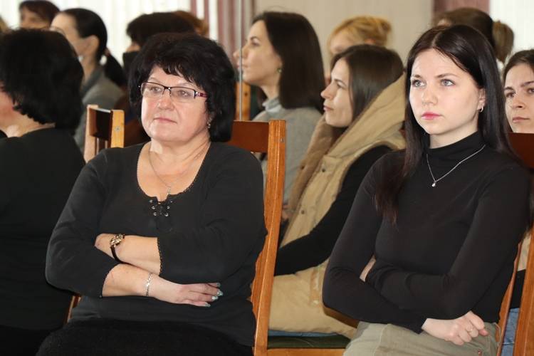 img_1512 В конференц-зале Ветковского центра культуры и народного творчества заместитель Министра культуры Сергей Саракач встретился с работниками учреждений культуры Ветковщины