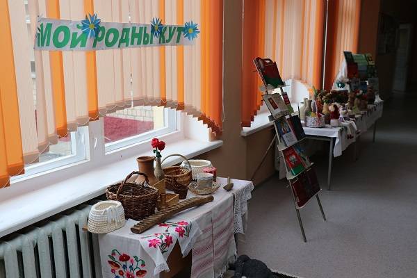 img_9311 Творческие выставки украсили праздник ветковчан