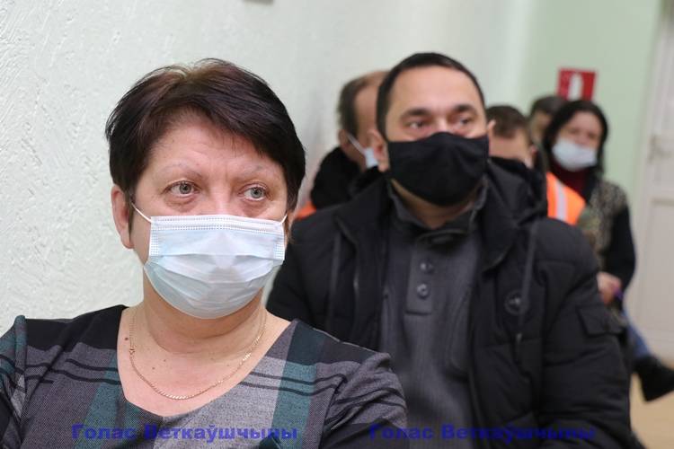 vetkovski_raion_drsy_04_04-5 Глава района Павел Силивончик поделился с коллективом ДРСУ-185 впечатлениями от обращения Президента, обсудил жизнь района и пригласил всех принять участие в референдуме