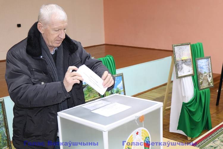 vetkovski_raion_redaktsia_24_02-3 Коллектив редакции голосует досрочно