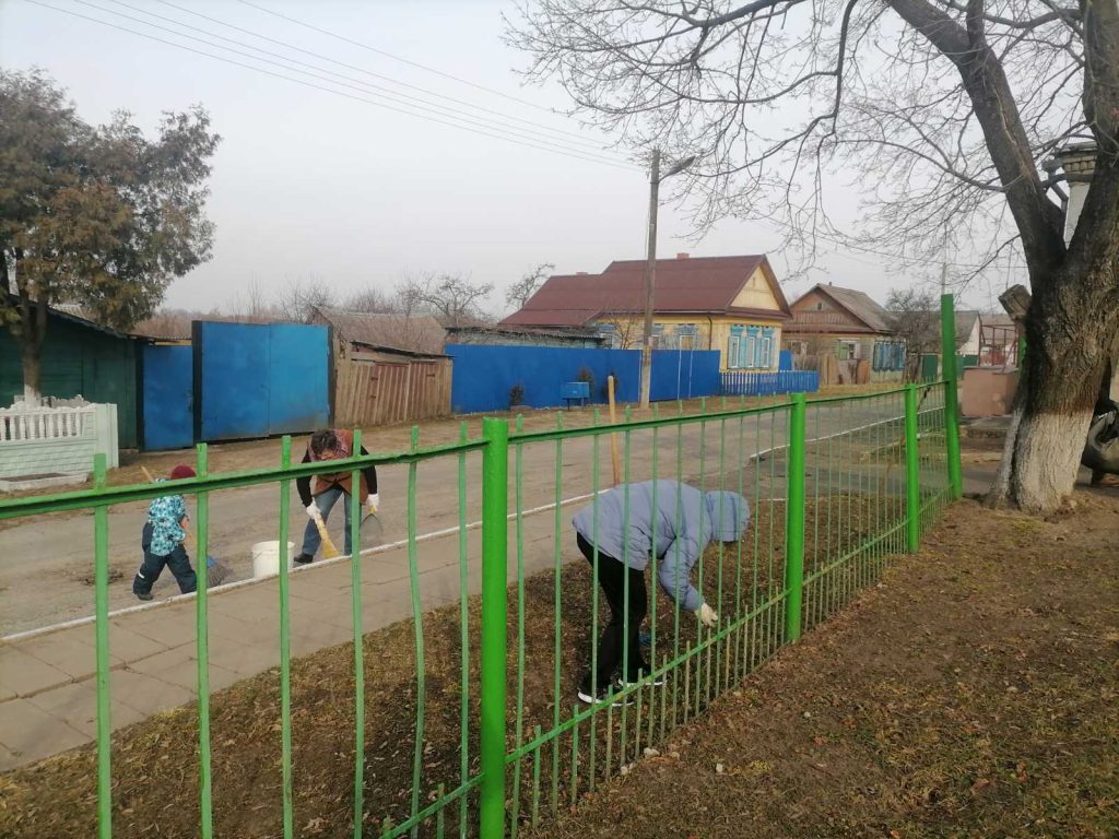 img-b4dd9afe848910bc979f9151add7c742-v-1024x768 Коллектив редакции принимает активное участие в областном субботнике 