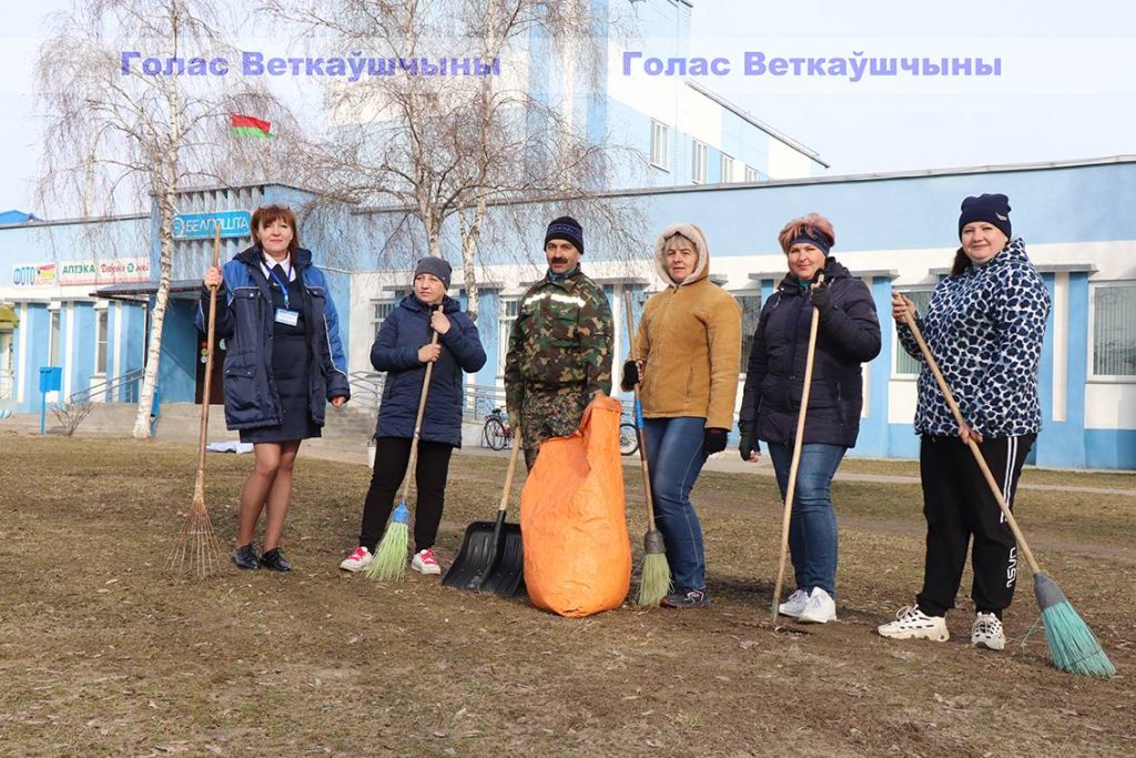 img_9874-1024x683 Коллективы организаций наводили порядок на городских улицах