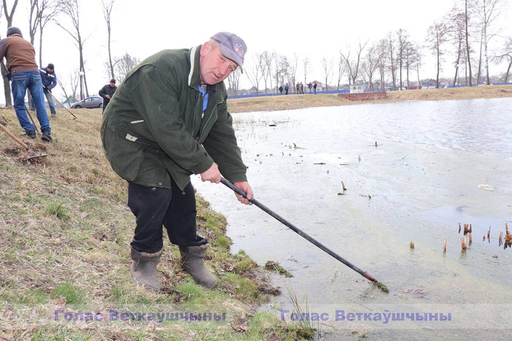 img_9951-1024x683 Акватории водных объектов города выглядят ухоженно. И всё благодаря труду ветковчан