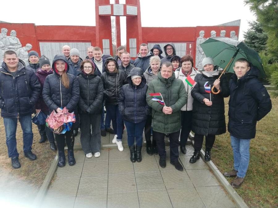 img-cbef5c9c61a2ca389c5bba3226629c02-v День единения народов Беларуси и России ветковчане отметили автопробегом