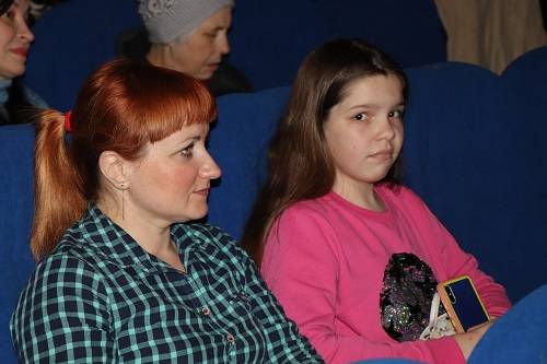 img_0172 В Ветковском центре культуры и народного творчества по случаю Дня единения народов Беларуси и России прошёл праздничный концерт