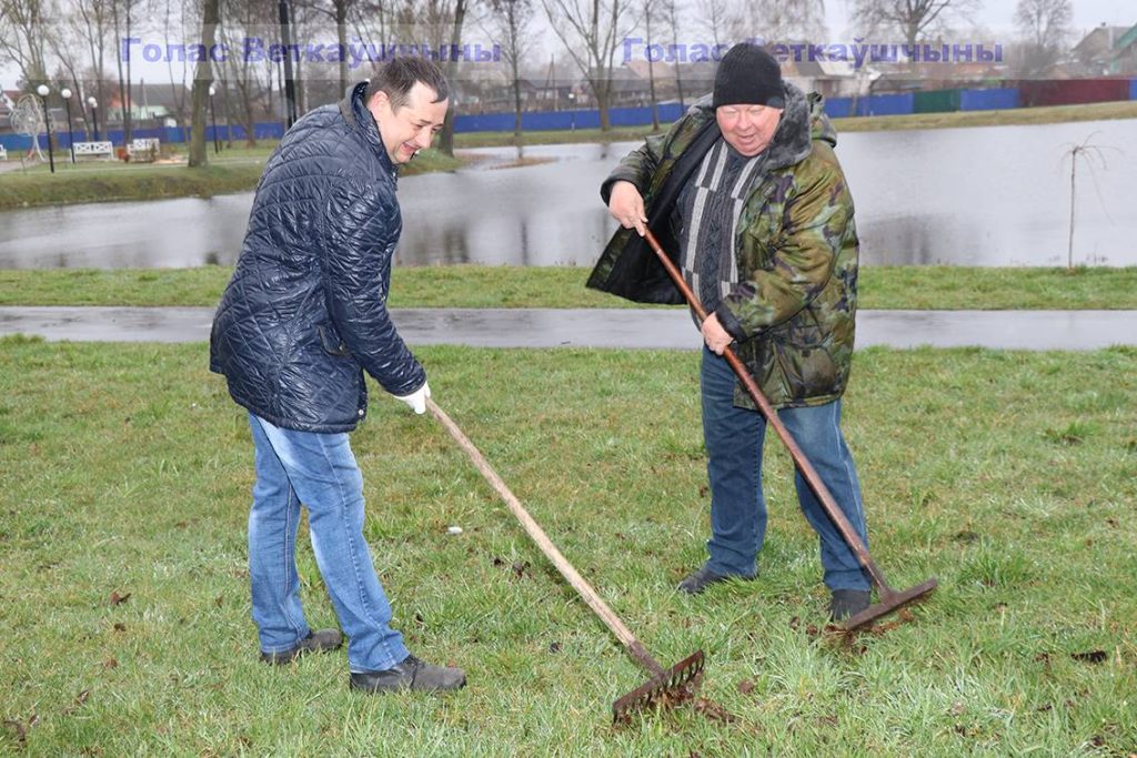 img_0902-1024x683 Сегодня излюбленное место отдыха ветковчан — территория озера Ставок — стала ещё чище и ухоженнее