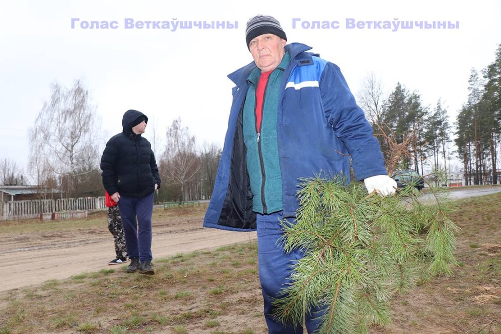img_1198-1024x683 В первую очередь субботник предполагает наведение санитарного порядка на городских пустырях и окраинах, так ка центр и улицы наших населённых пунктов в порядке поддерживаются всегда