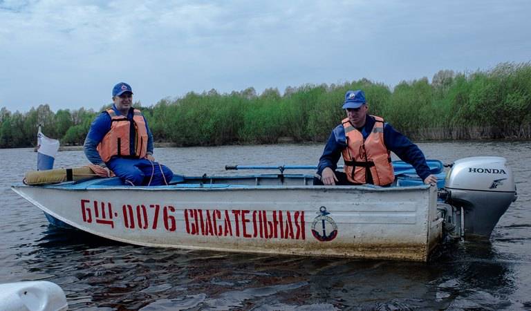 img_7214 Берегут людей у водной глади