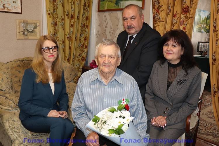 vetkovski_raion_veterani_25_04-4 Сегодня началась выплата материальной помощи участникам Великой Отечественной войны, приуроченная к 9 мая