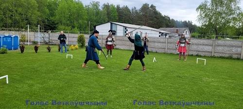 7 Речица. "Вытоки". Участники пресс-тура переместились из музея на улицы города