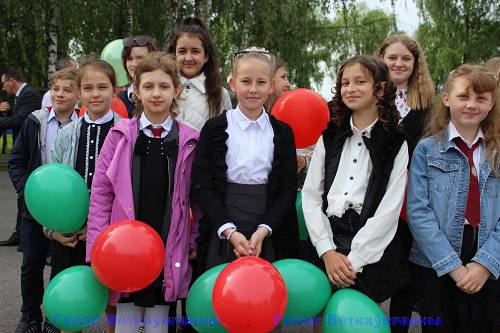 poslednij_zvonok-11 Для выпускников первой городской школы прозвенел последний звонок