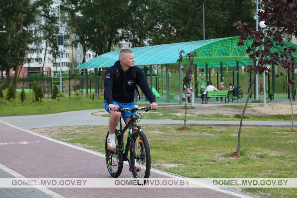 pg02v7wm3hyjr8v793f5iilzc175fc8h Гомельская милиция начала использовать велосипеды для скрытого контроля за состоянием правопорядка