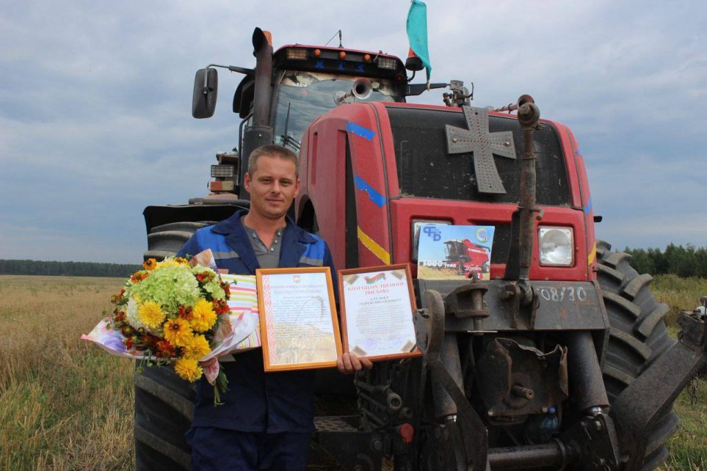 5-1024x683 На полях Ветковщины снова чествовали водителя-тысячника