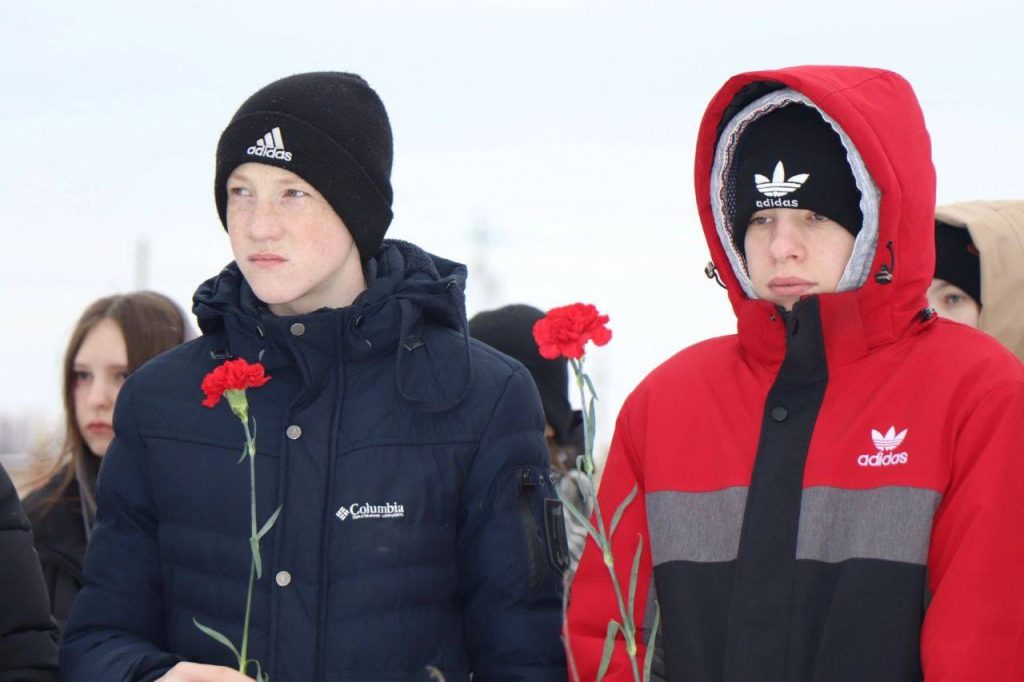 8-1024x682 Школьники помнят историю ветковского Холокоста