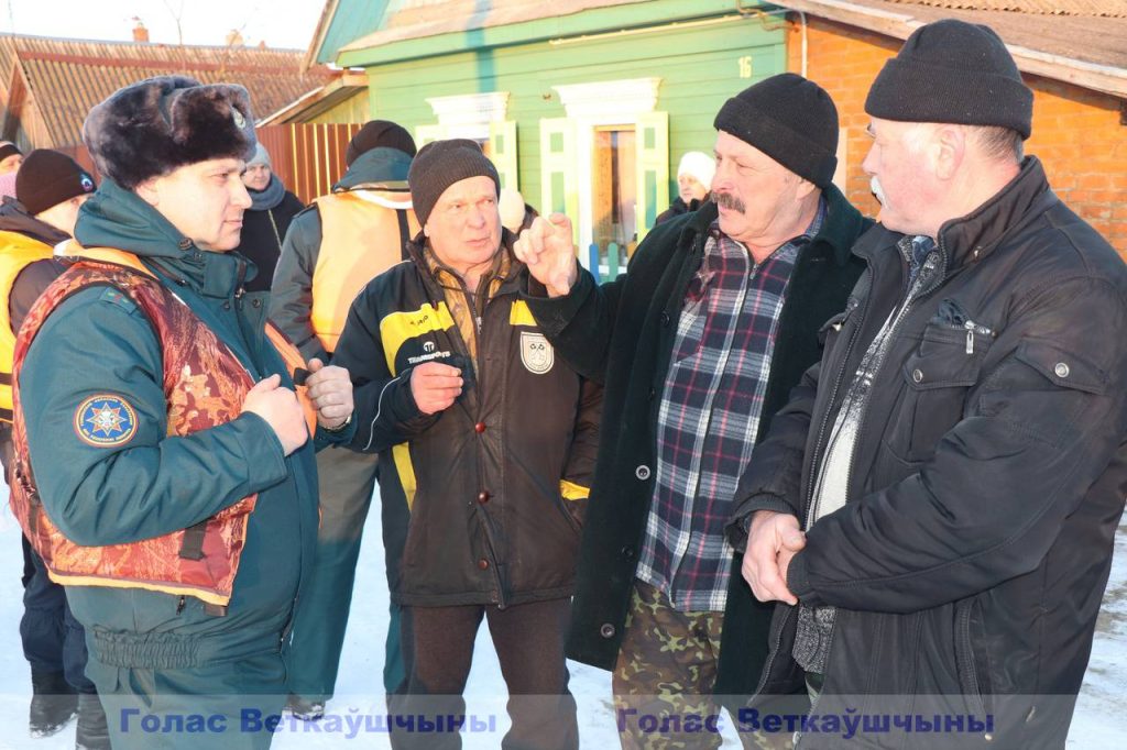 2-3-1024x682 Комиссия по ЧС, работающая при райисполкоме, выехала в Поляновку