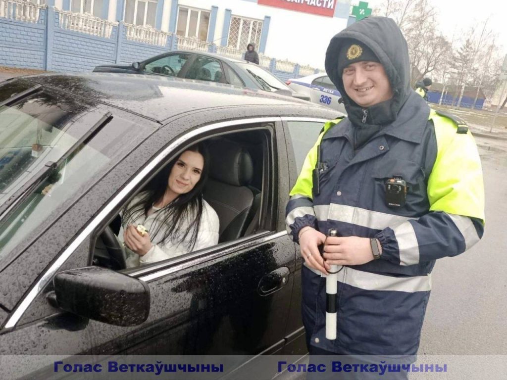 20e4b044-52be-423a-823d-db8e056dc632-1024x768 Цветы для автоледи