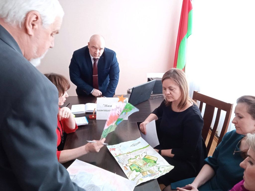 vetkovski_raion_konkurs-1-6-1024x768 Подведение итогов районного этапа Республиканского конкурса детского рисунка "Нам мир завещано беречь!"