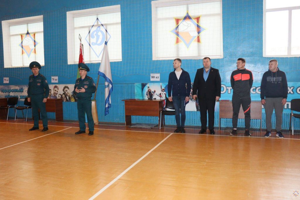 vetkovski_raion_mcs-1-2-1024x682 Старший инструктор-спасатель ПАСП №12 аг. Шерстин Сергей Юркевич стал призёром чемпионата Гомельского областного управления МЧС по гиревому спорту