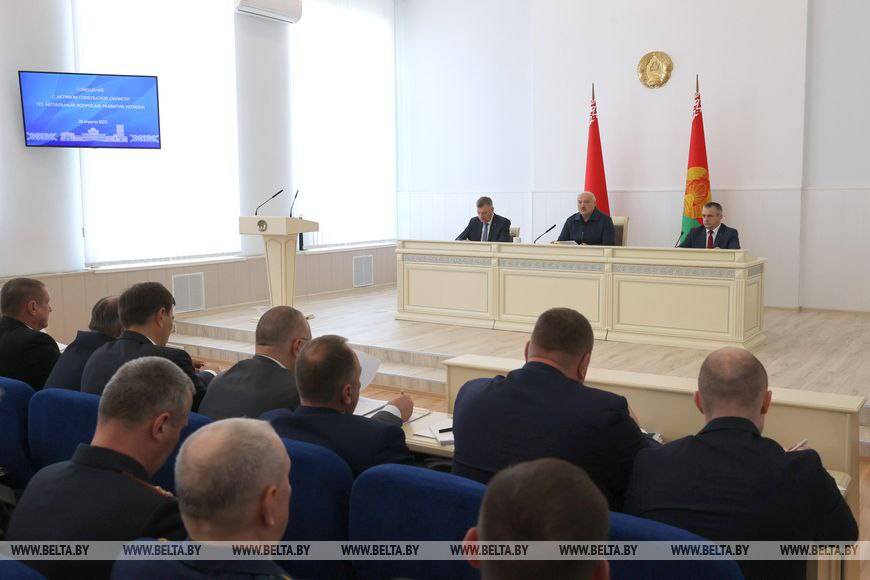 izobrazhenie_viber_2023-04-28_11-50-53-986 Президент Беларуси проводит в Ветке совещание с активом Гомельской области (будет дополнено)