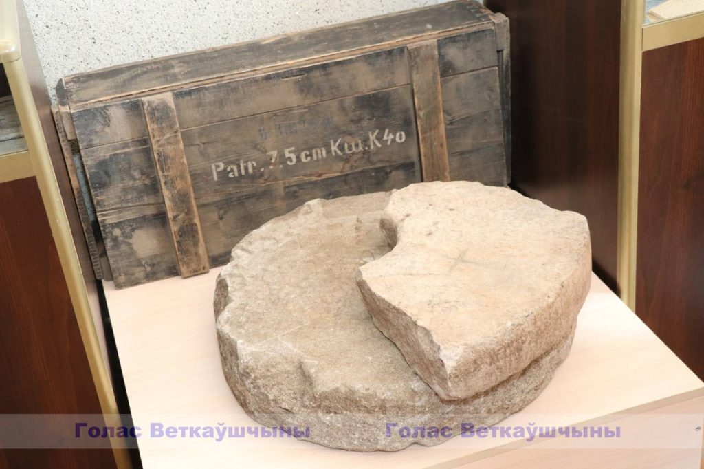 vetkovski_raion_uzniki-1-3-1024x682 Ветковские школьники посетили экспозицию посвящённую геноциду Ветковщины в годы ВОВ
