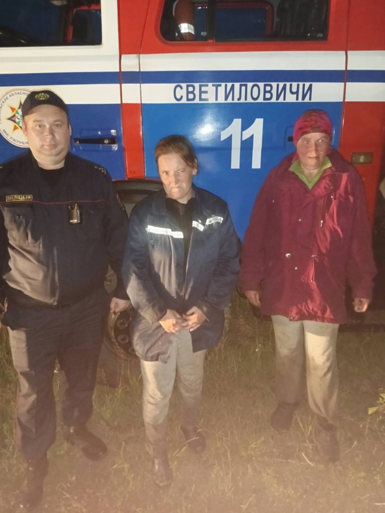 1-2-768x1024 Две женщины заблудились в лесах между Яново и Столбуном. На помощь им пришли спасатели
