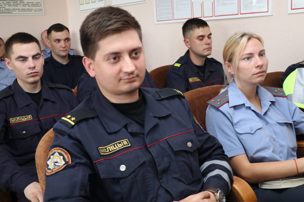 8-1024x683 В Ветковском РОВД прошёл единый день информирования