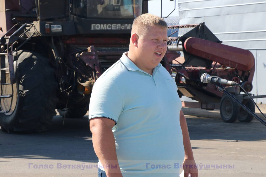 vetka_vetkovskij_raion_-zatva-1-5-1024x683 Владимир Чушев из ОАО "Хальч" — первый водитель-тысячник на жатве-2023 в Ветковском районе
