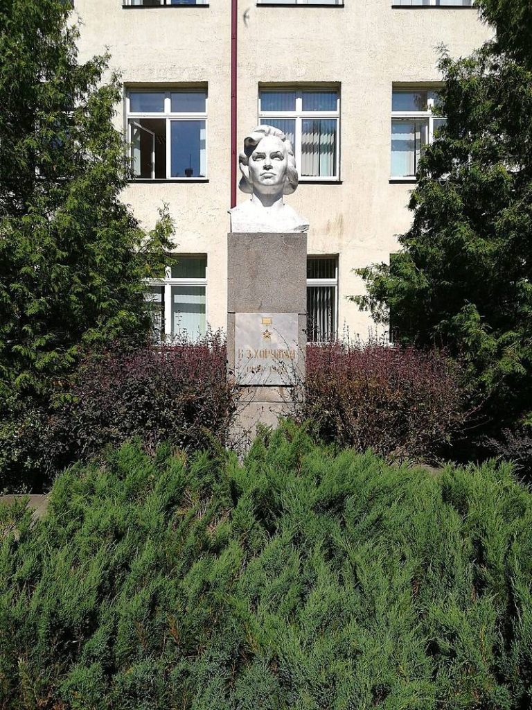 eyjy9w93_o4-768x1024 27 сентября исполняется 120 лет со дня рождения Веры Хоружей