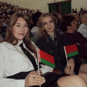 i-27-300x300-1 В Большом зале Центра культуры Светлогорска прошла диалоговая площадка в рамках акции “Беларусь адзiная”