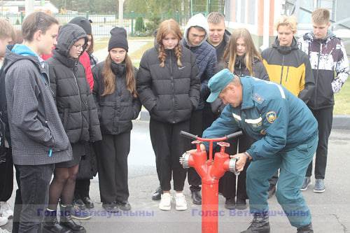 photo_2023-10-10_16-00-46-2 Учились быть спасателями